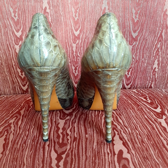 GUCCI Brown Python/Snakeskin 5" Heels - Picture 9 of 16